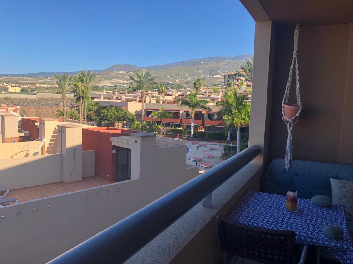 2 Bedroom With Parking, Wifi, Views & Heated Pool Playa Paraiso  Exteriér fotografie