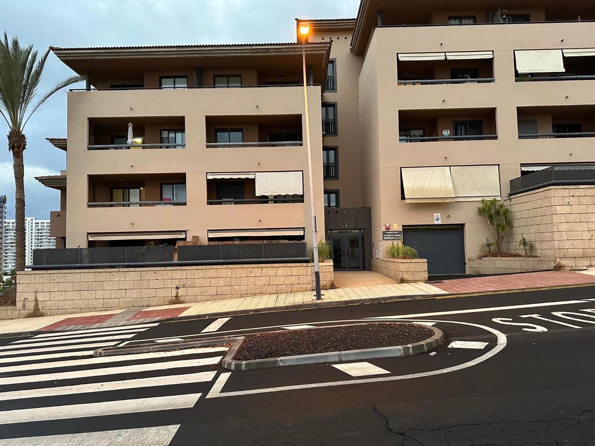 2 Bedroom With Parking, Wifi, Views & Heated Pool Playa Paraiso  Exteriér fotografie